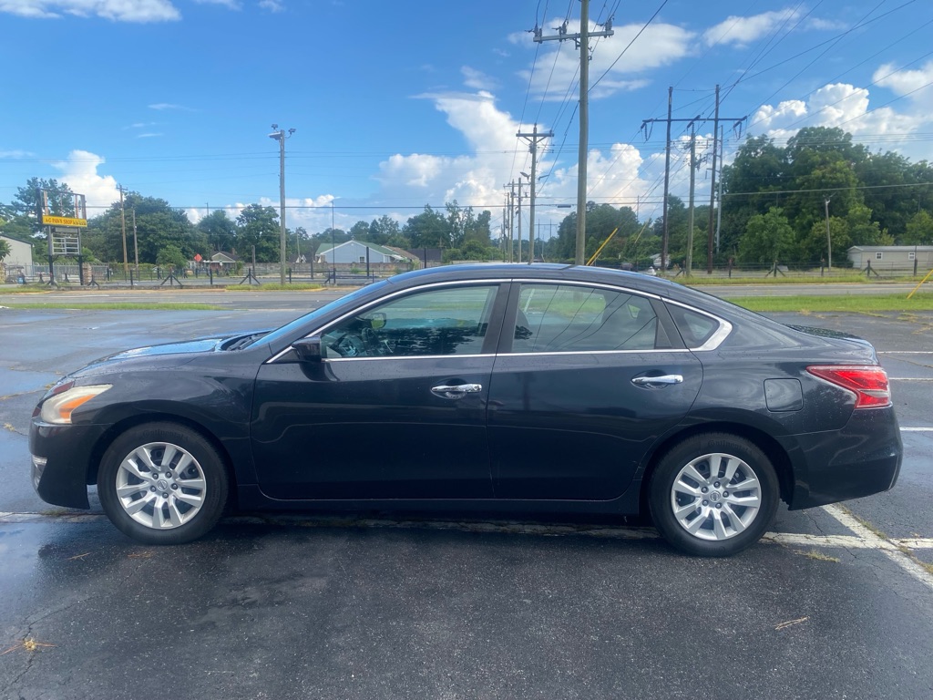 Photo 2 of this NISSAN ALTIMA