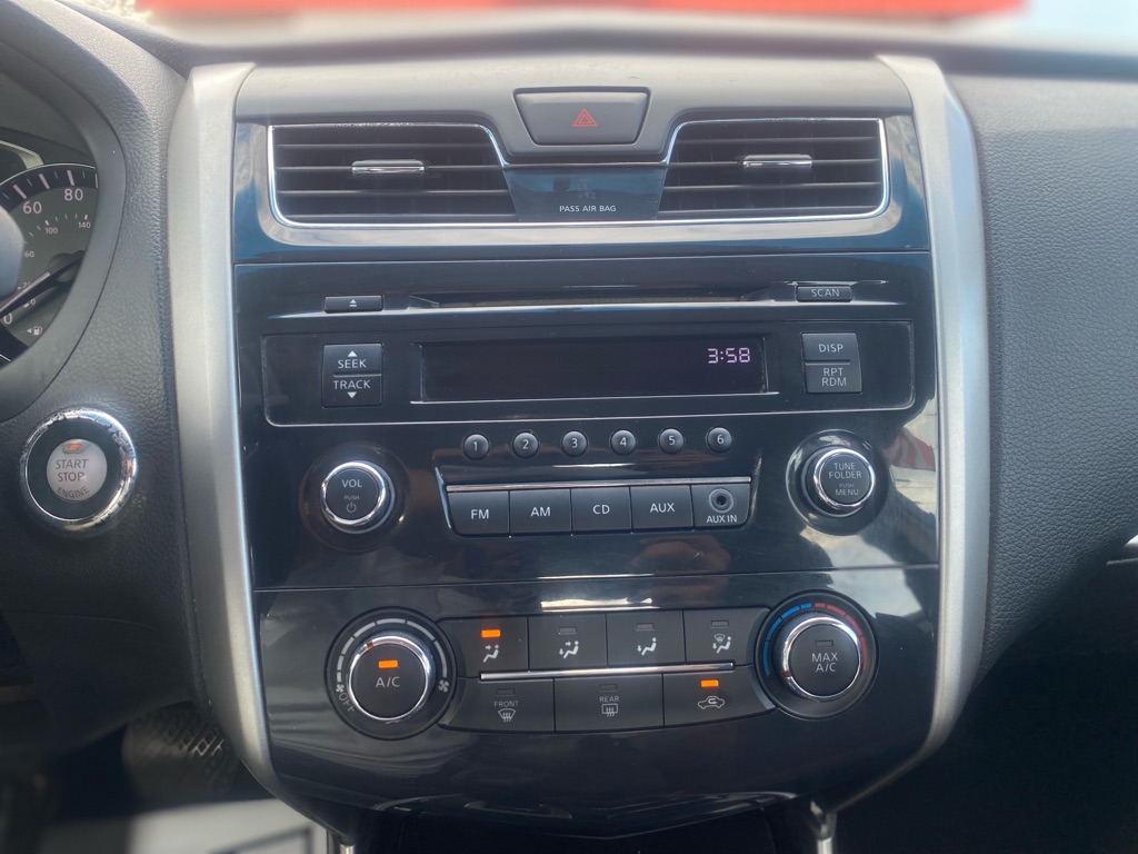 Photo 13 of this NISSAN ALTIMA