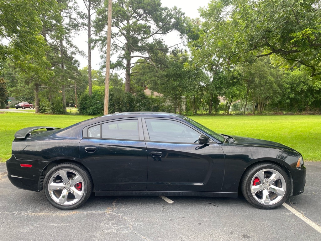 Photo 2 of this DODGE CHARGER