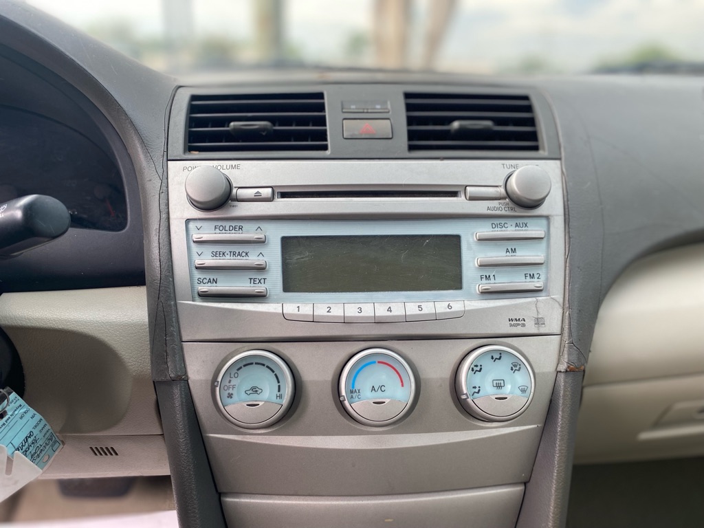 Photo 17 of this TOYOTA CAMRY