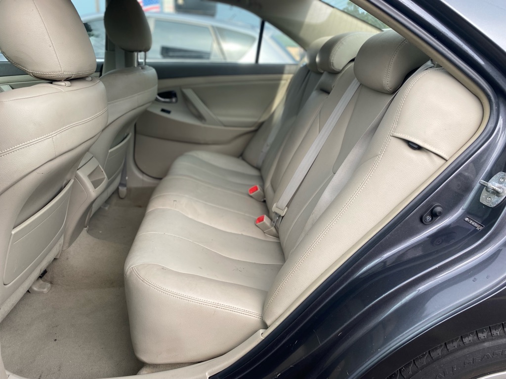 Photo 11 of this TOYOTA CAMRY
