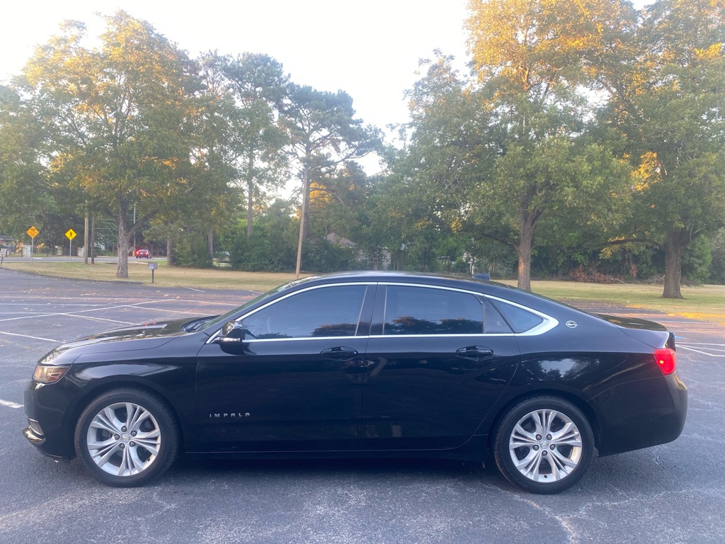 Photo 6 of this CHEVROLET IMPALA