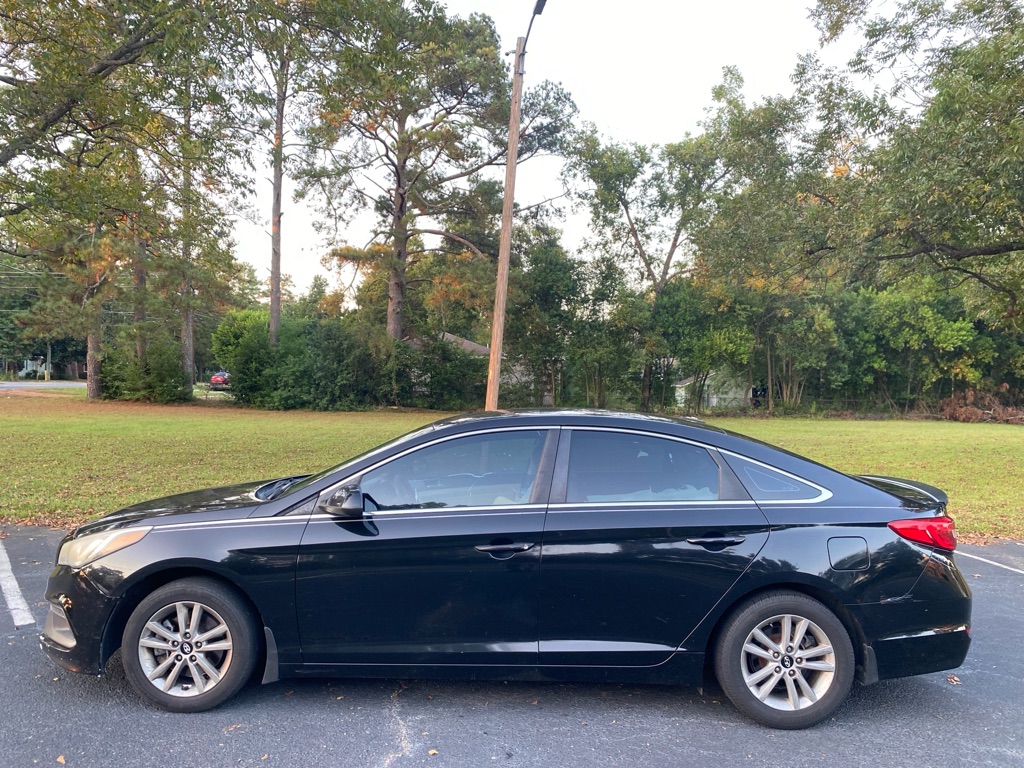 Photo 4 of this HYUNDAI SONATA