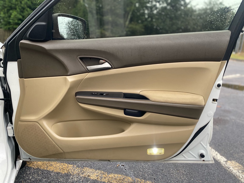 Photo 12 of this HONDA ACCORD