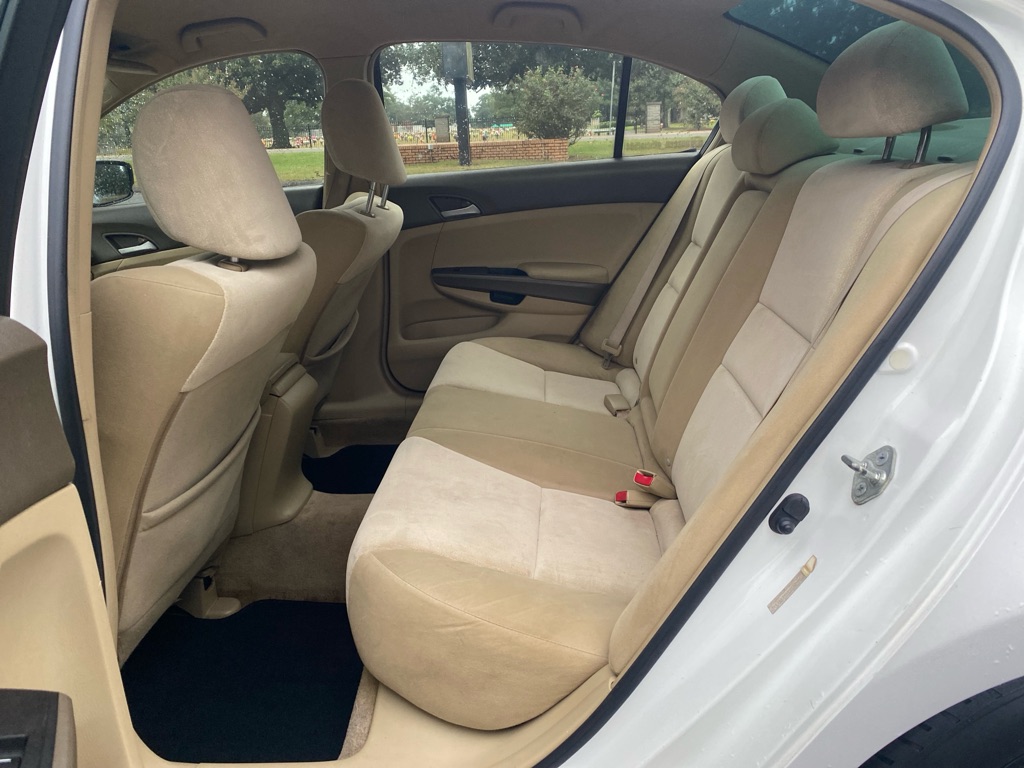 Photo 10 of this HONDA ACCORD