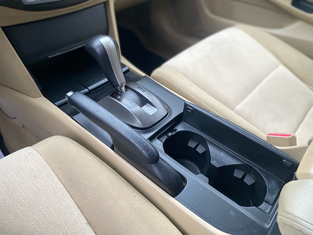 Photo 15 of this HONDA ACCORD