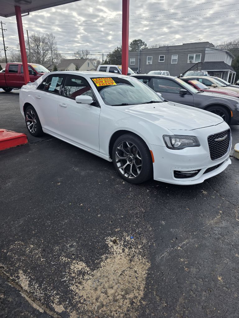 2018 Chrysler 300 S