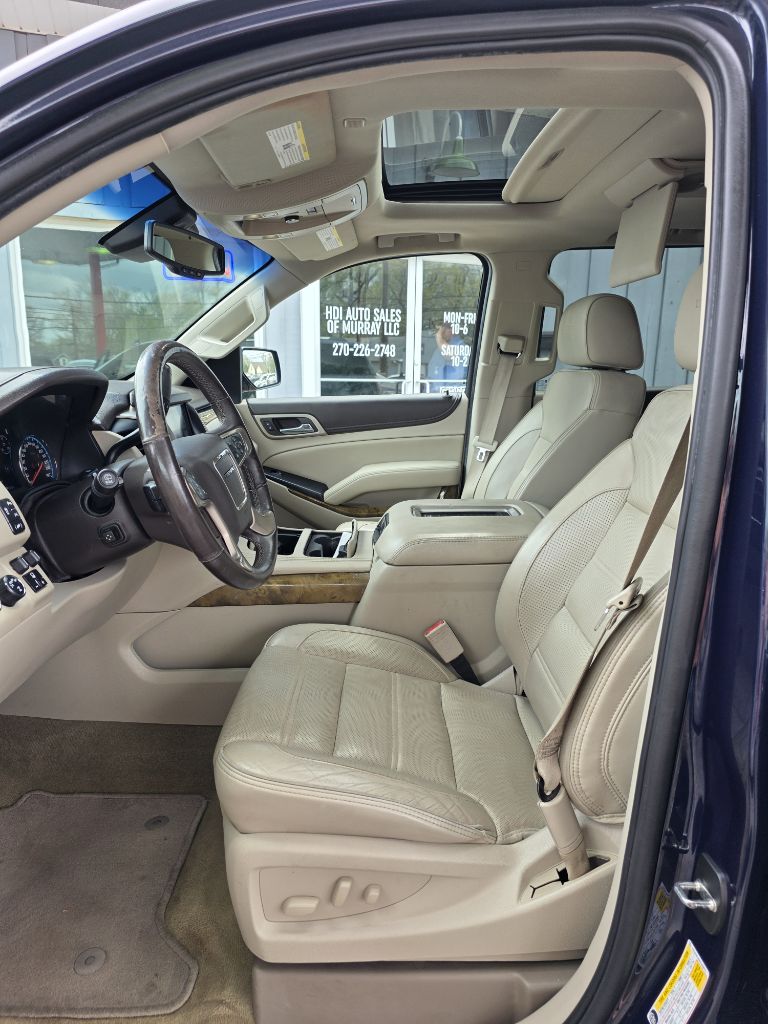 2017 GMC Yukon XL Denali - Photo 16