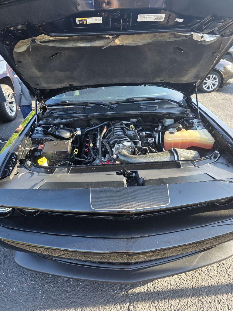 2017 Dodge Challenger R/T - Photo 4