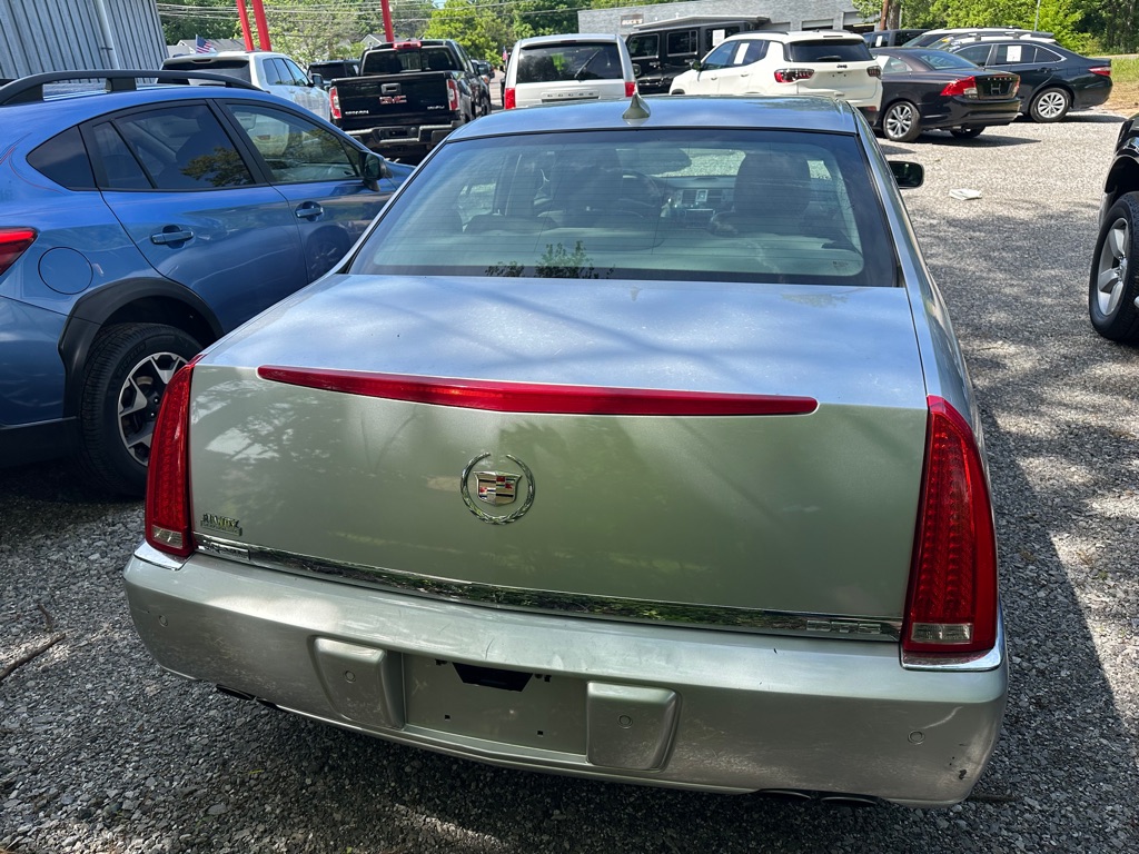 2010 Cadillac DTS Luxury Collection - Photo 3