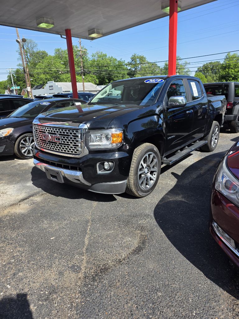 2019 GMC Canyon 4WD Denali Crew Cab Short Box's photo