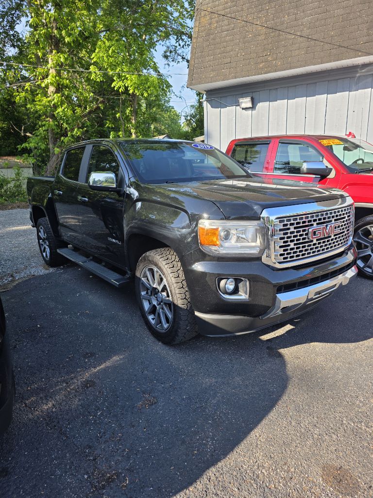 2019 GMC Canyon 4WD Denali Crew Cab Short Box's photo