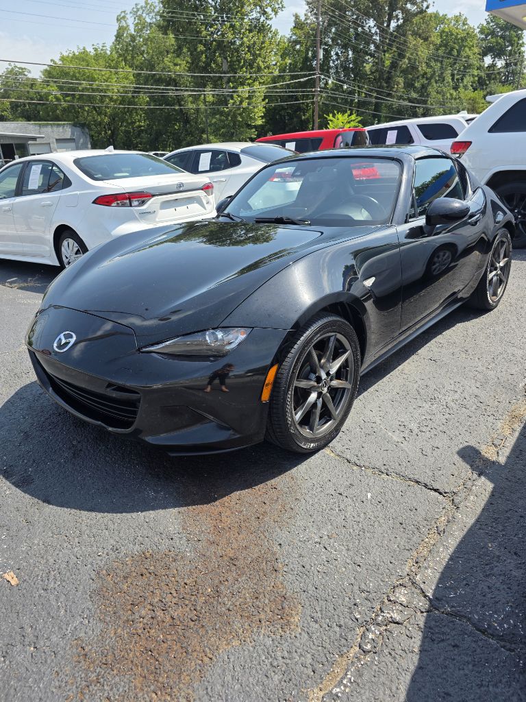 Additional photo of vehicle.