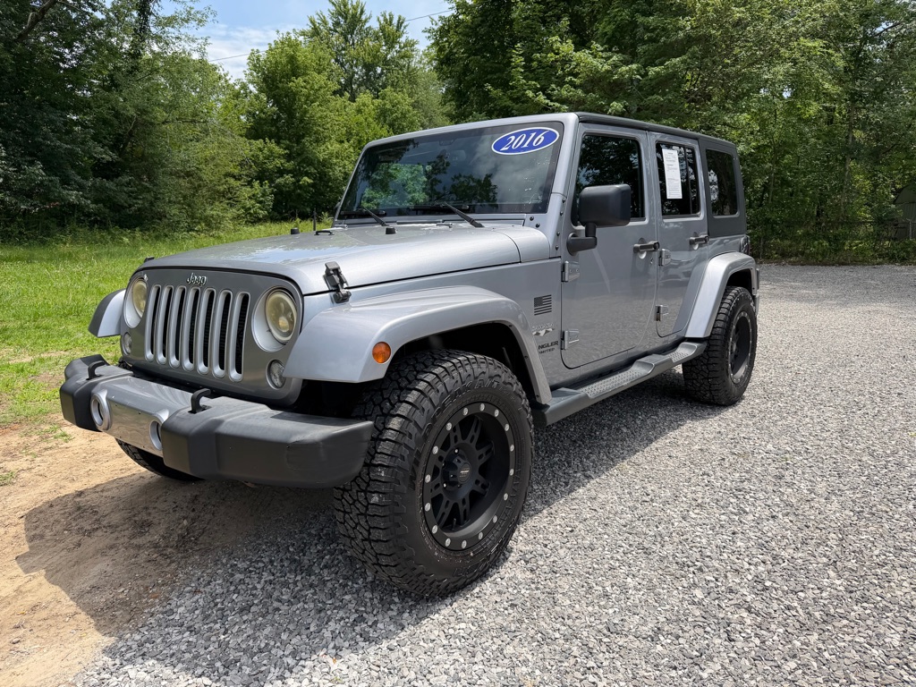 2016 Jeep Wrangler Sahara's photo