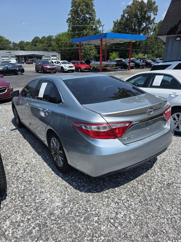 Additional photo of vehicle.