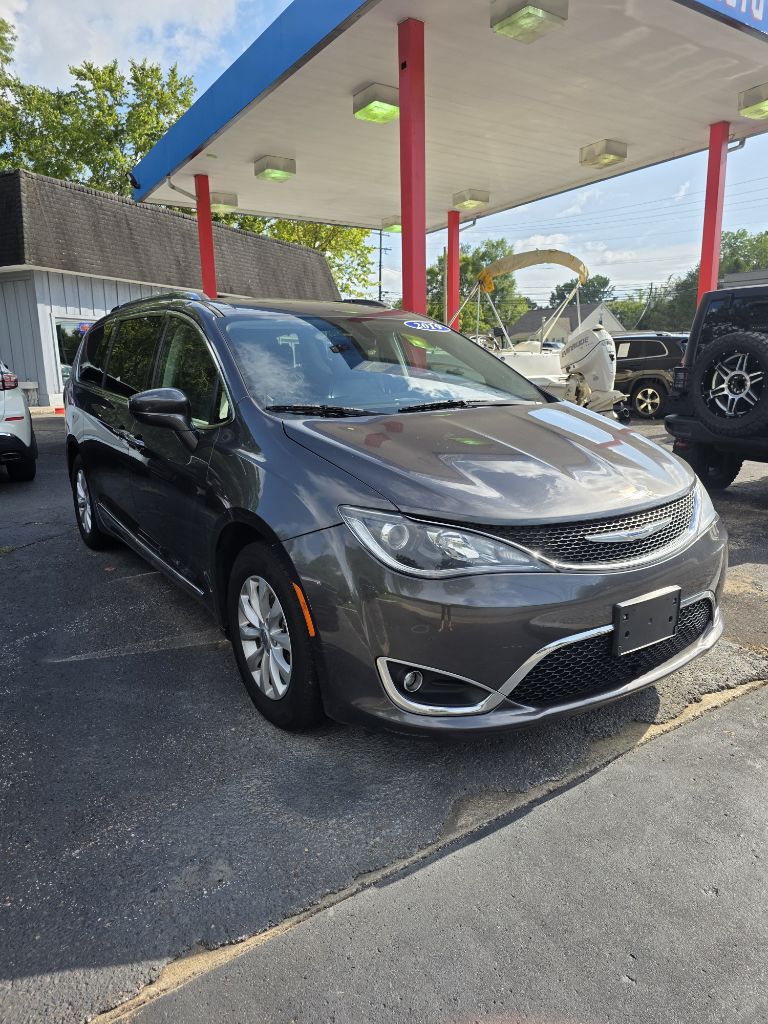 Additional photo of vehicle.