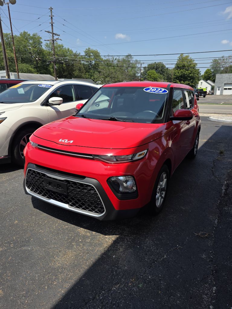 Additional photo of vehicle.