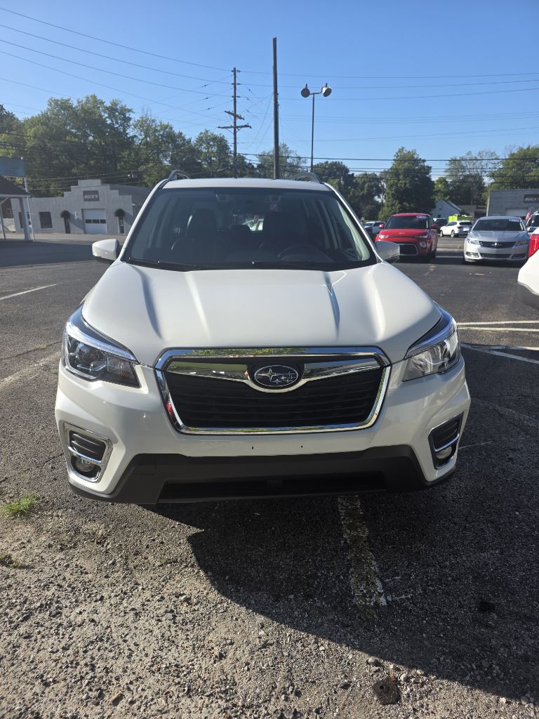Additional photo of vehicle.