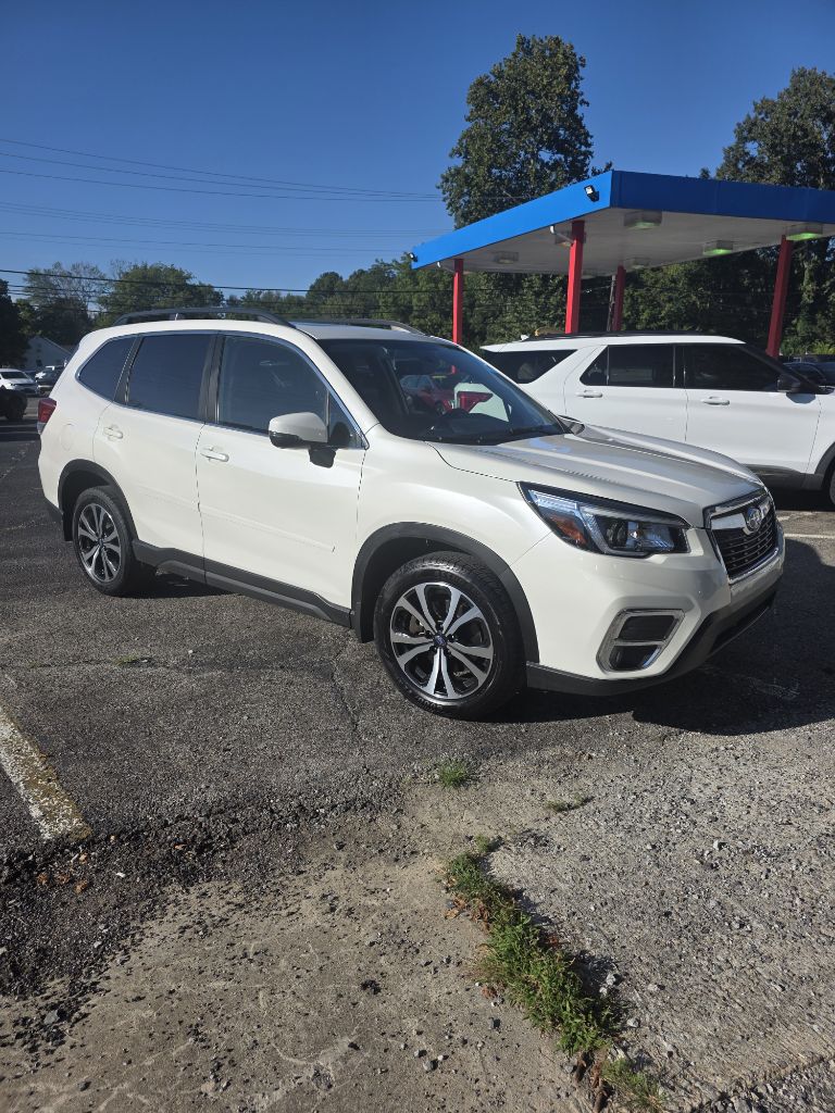Additional photo of vehicle.