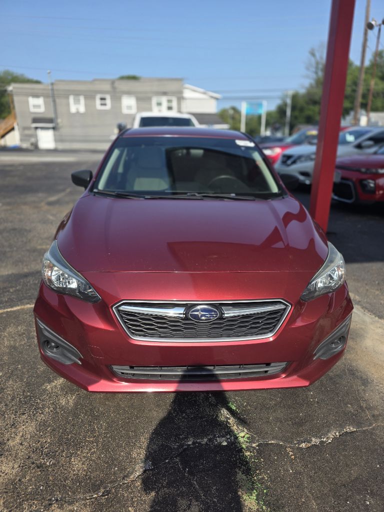 Additional photo of vehicle.