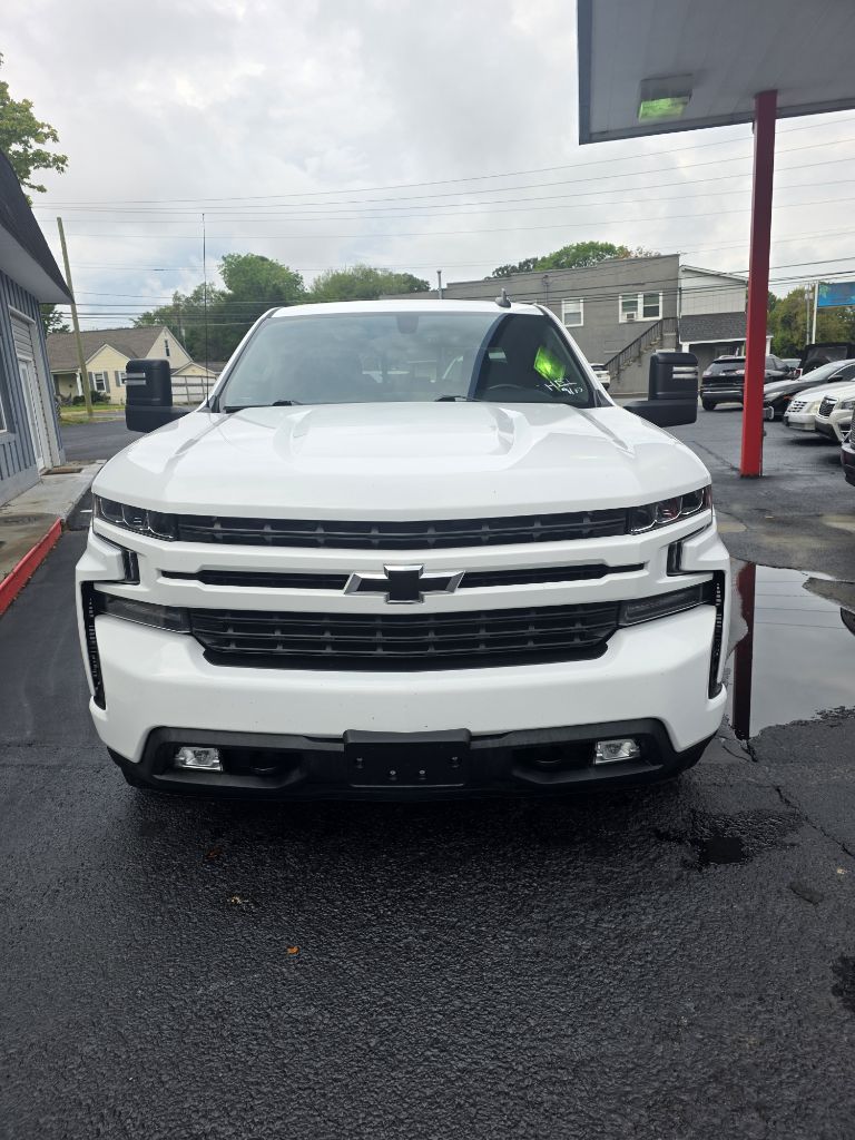 Additional photo of vehicle.