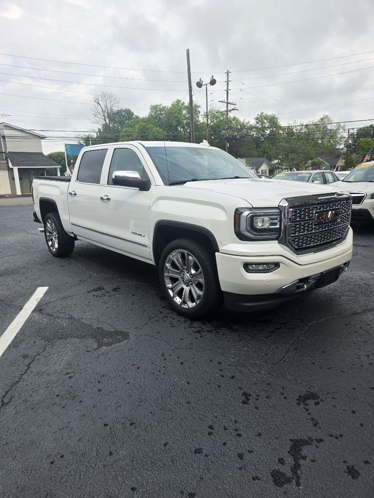 Additional photo of vehicle.