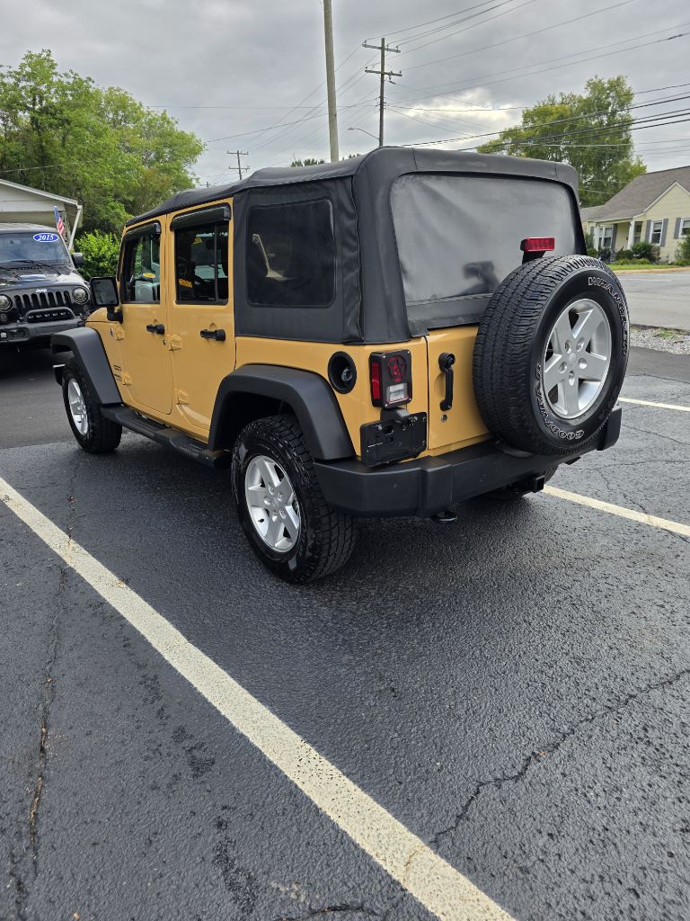 Additional photo of vehicle.