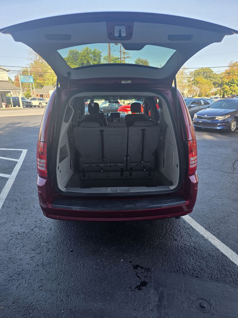 Additional photo of vehicle.