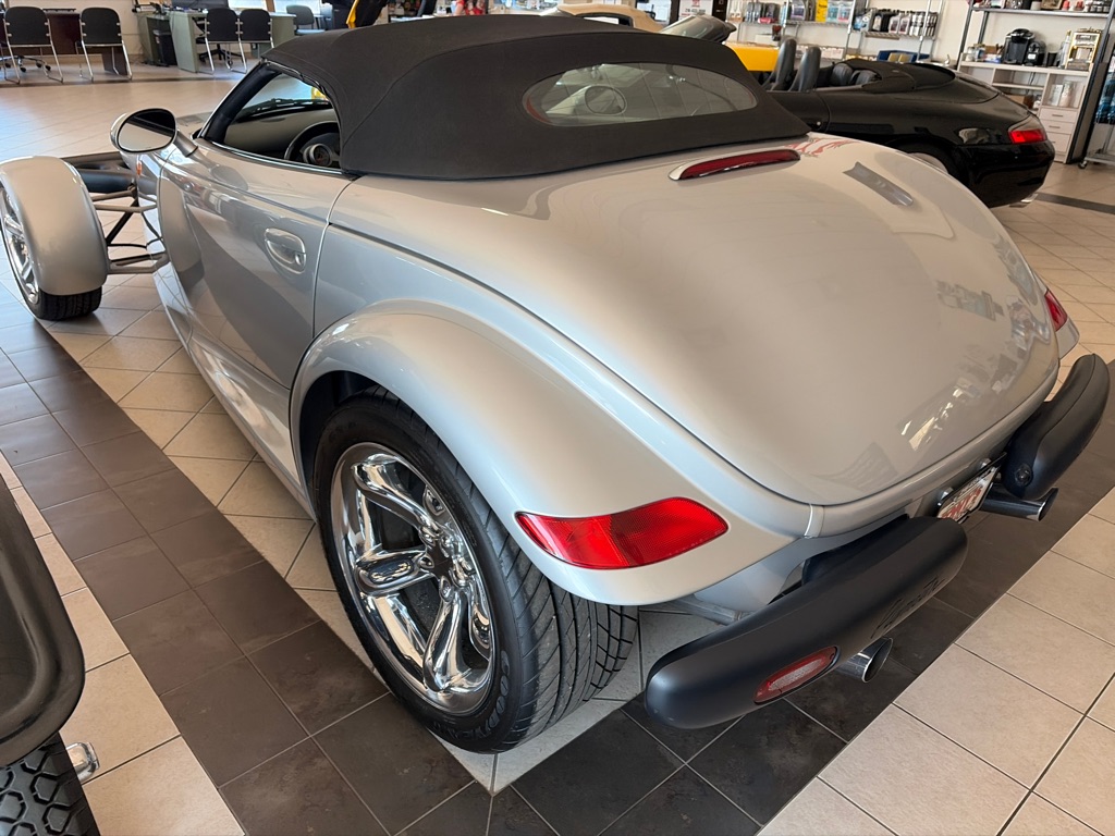 Photo 6 of this PLYMOUTH PROWLER