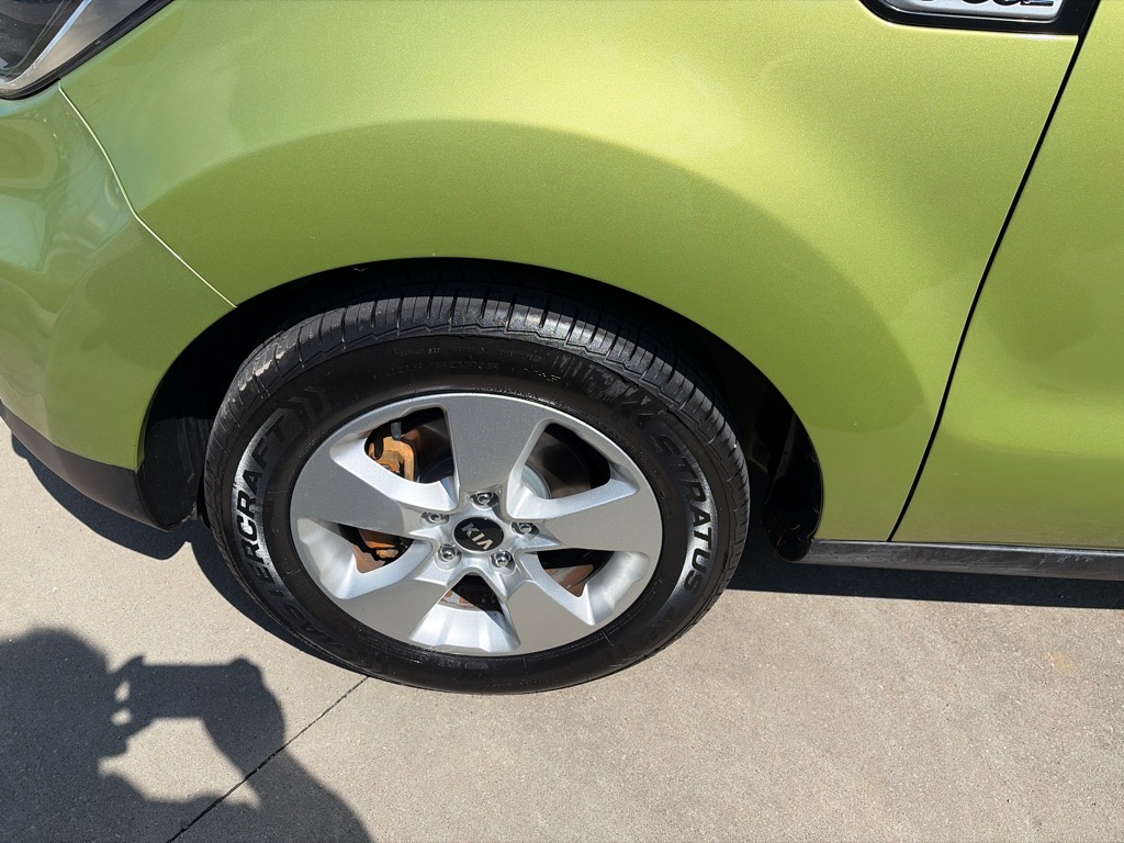 Photo 10 of this KIA SOUL