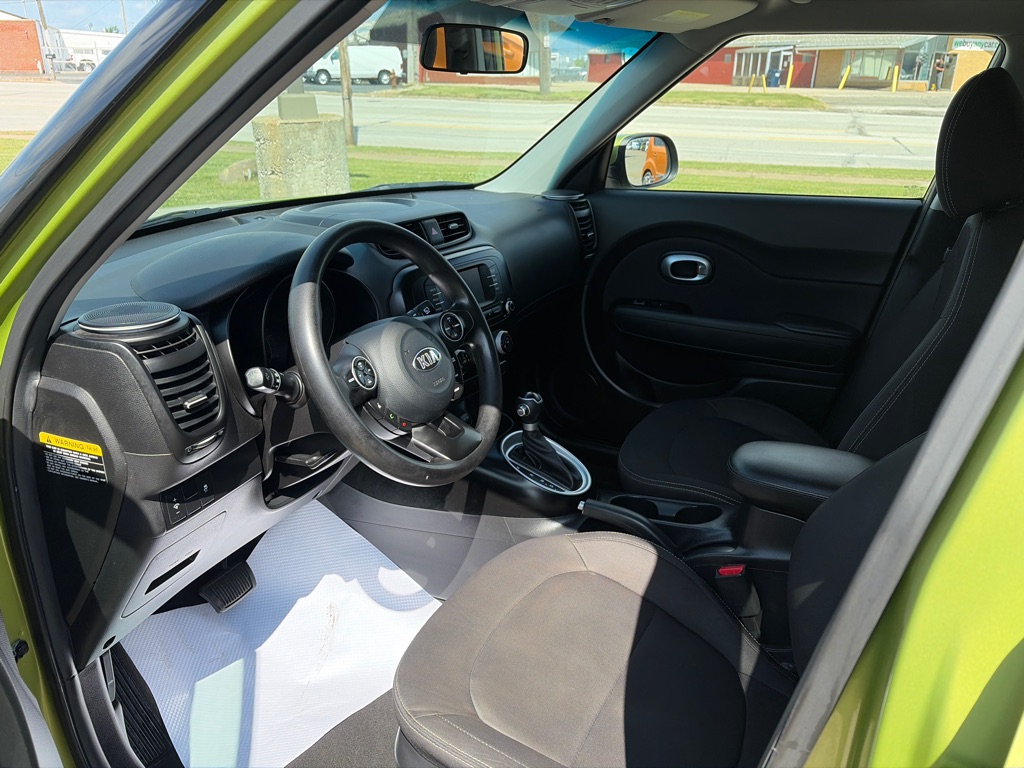 Photo 8 of this KIA SOUL