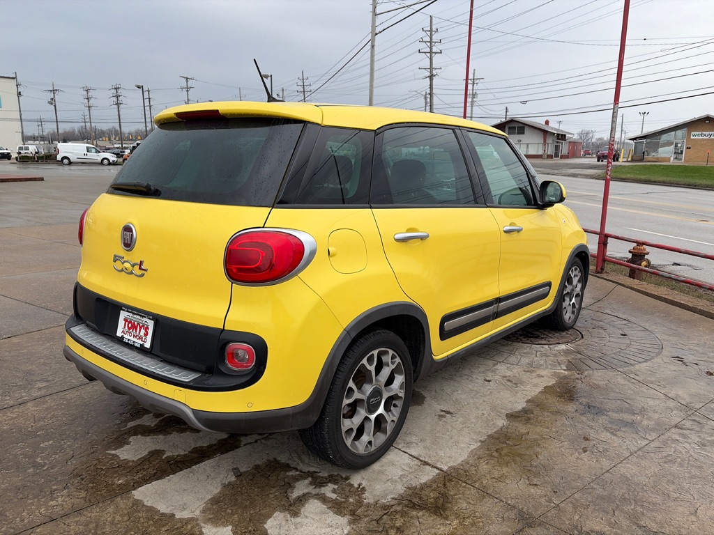 Photo 4 of this FIAT 500L