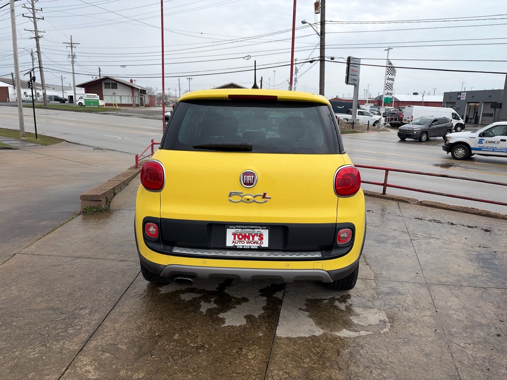 Photo 9 of this FIAT 500L