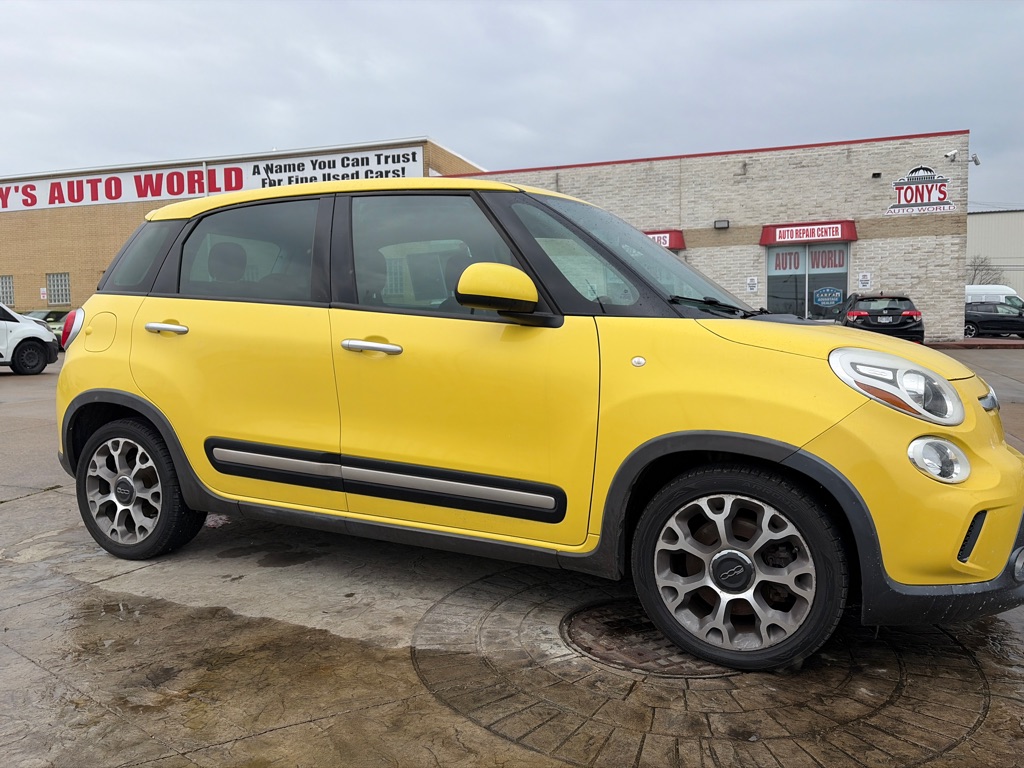 Photo 5 of this FIAT 500L