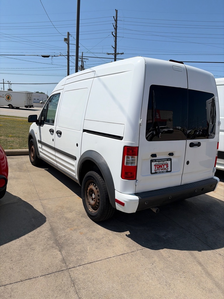 Photo 5 of this FORD TRANSIT CONNECT