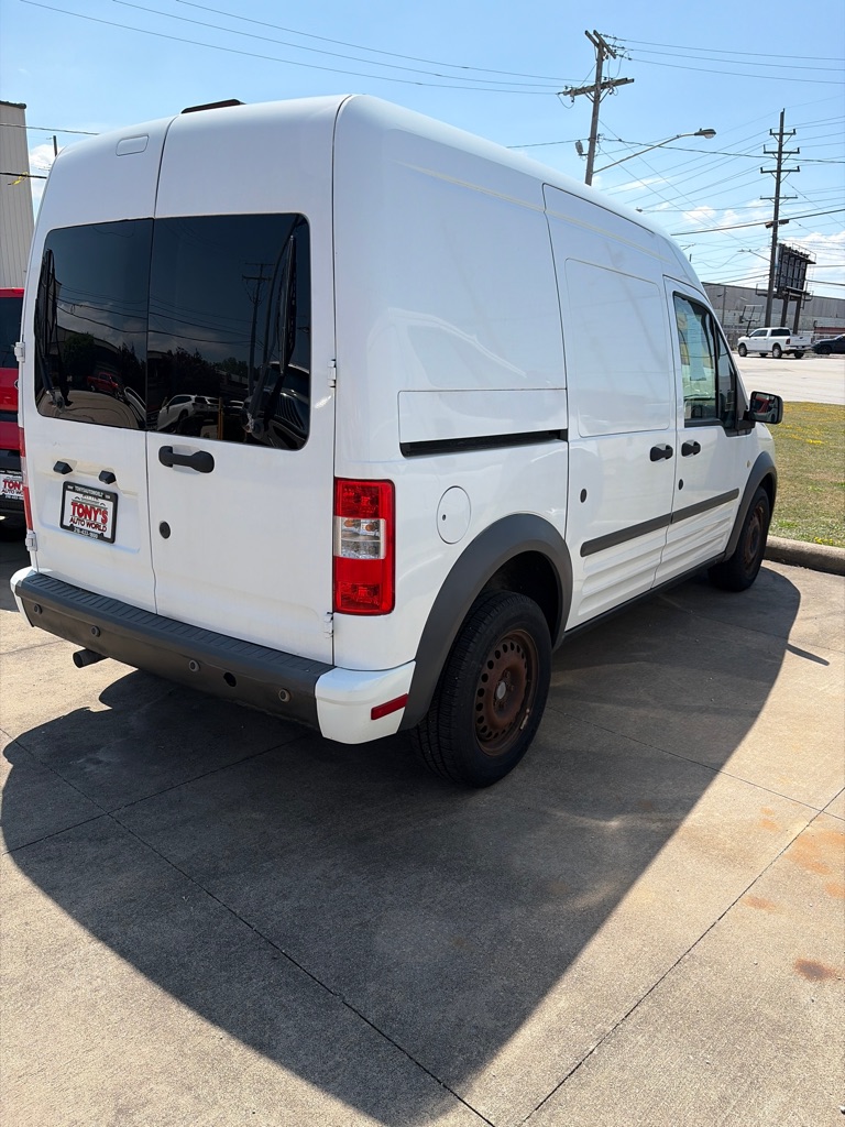 Photo 3 of this FORD TRANSIT CONNECT