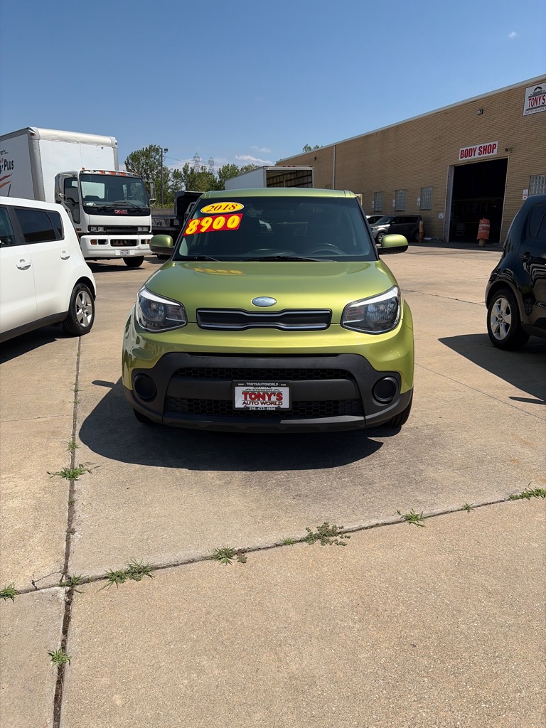 Photo 2 of this KIA SOUL