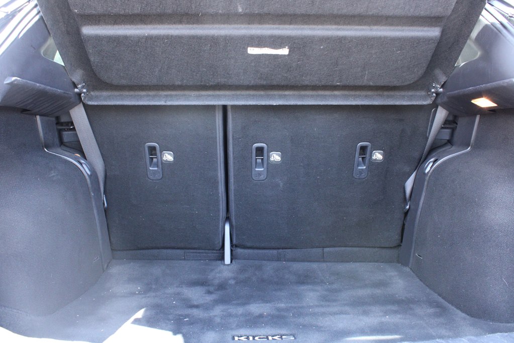 Photo 6 of this NISSAN KICKS