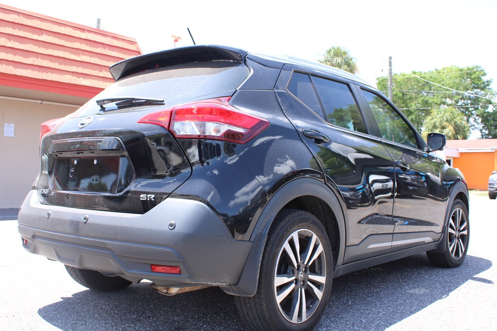Photo 5 of this NISSAN KICKS