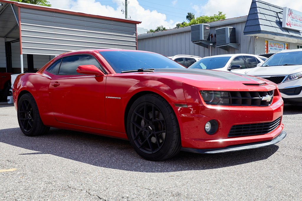 Photo 3 of this CHEVROLET CAMARO
