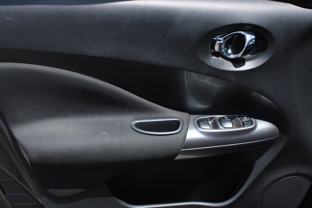 Photo 6 of this NISSAN JUKE
