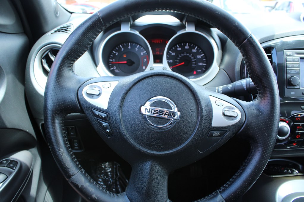 Photo 9 of this NISSAN JUKE