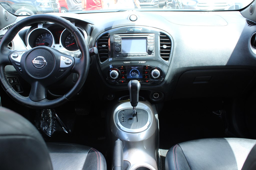 Photo 10 of this NISSAN JUKE