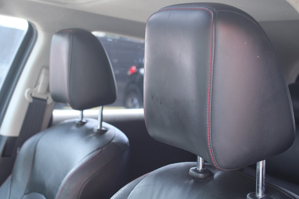 Photo 8 of this NISSAN JUKE