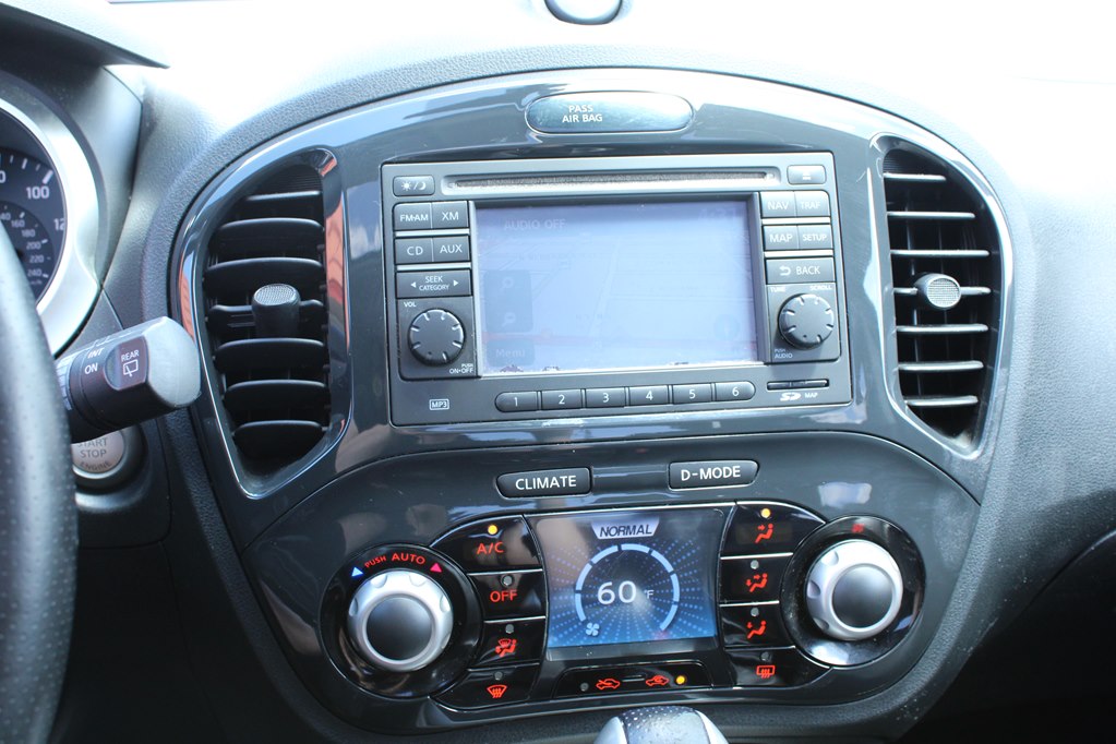 Photo 12 of this NISSAN JUKE