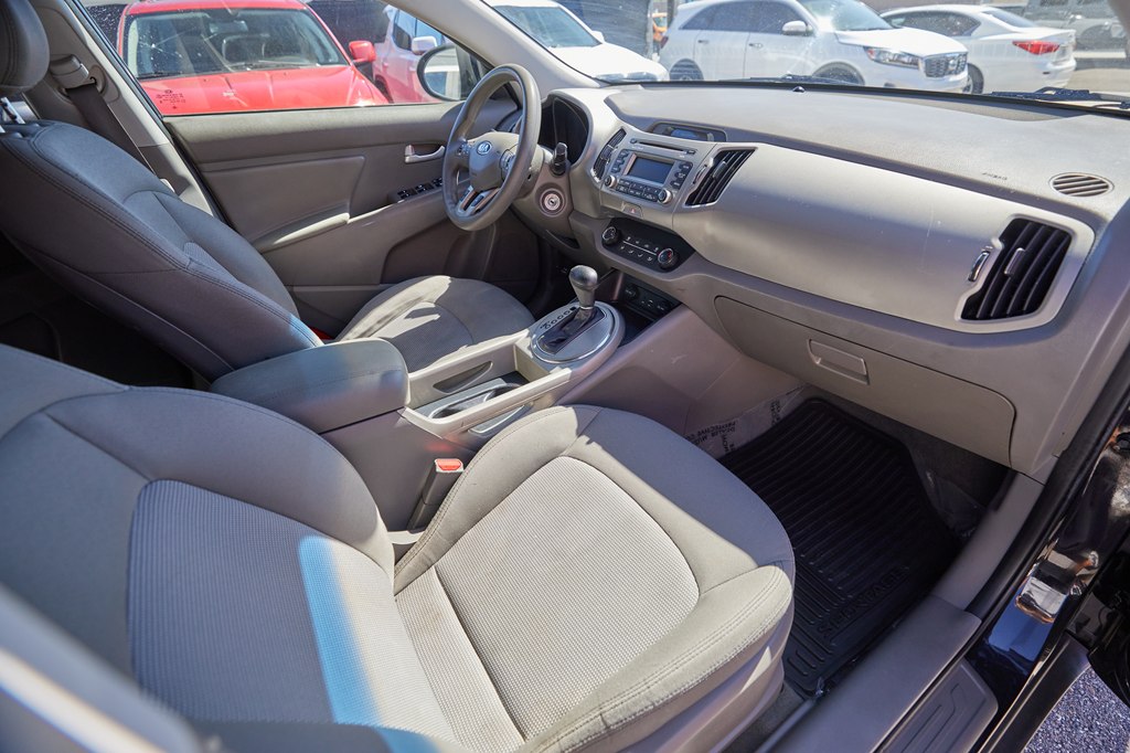 Photo 18 of this KIA SPORTAGE