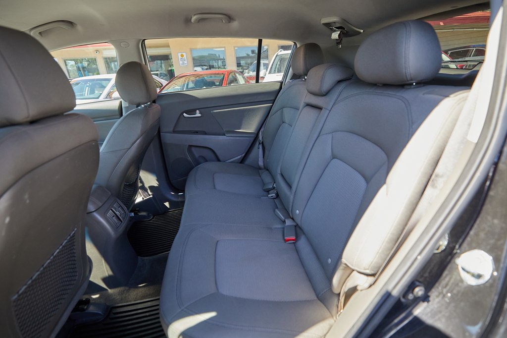 Photo 22 of this KIA SPORTAGE