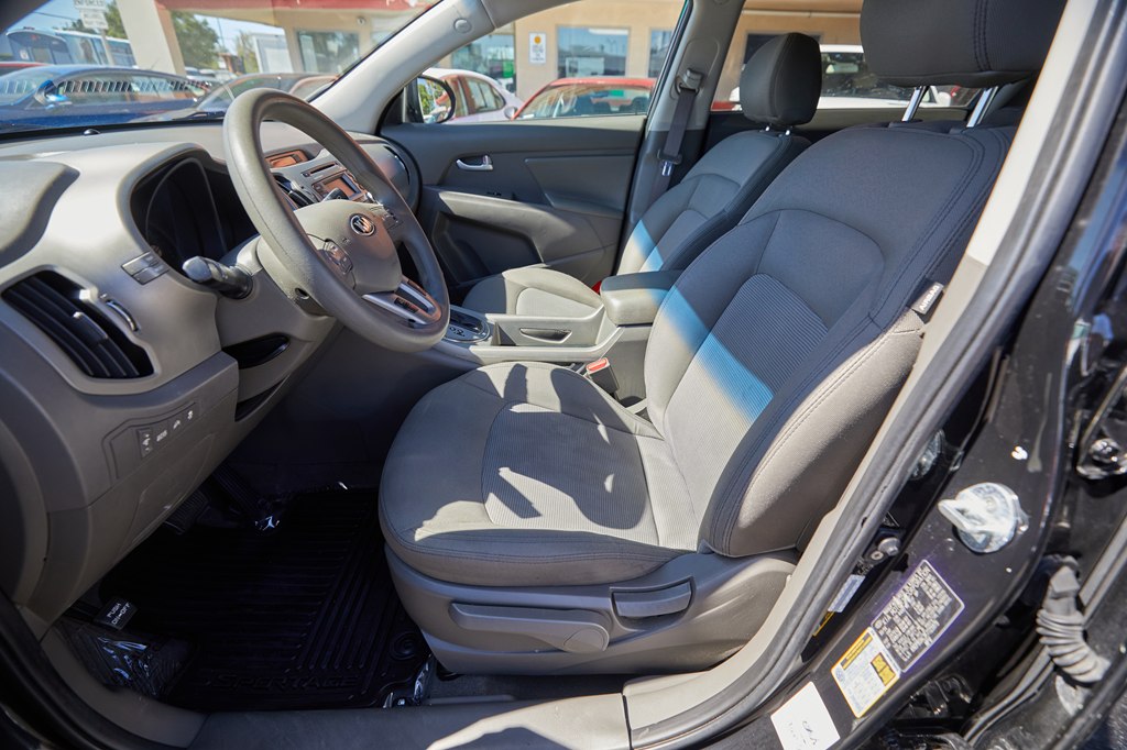 Photo 17 of this KIA SPORTAGE