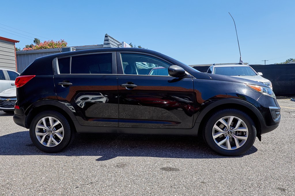 Photo 4 of this KIA SPORTAGE