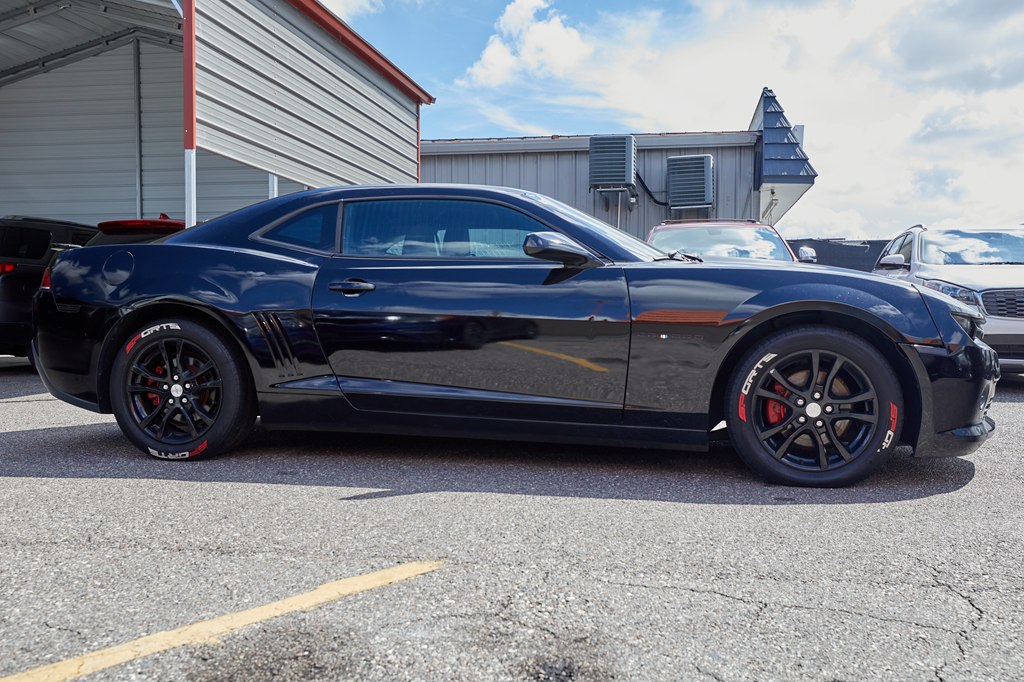 Photo 4 of this CHEVROLET CAMARO